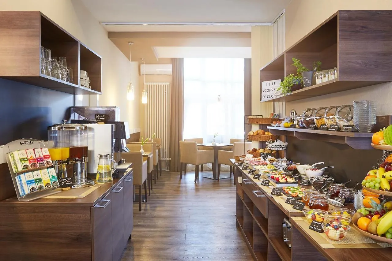 Empress Boutique Hotel 3*, Munich Germany